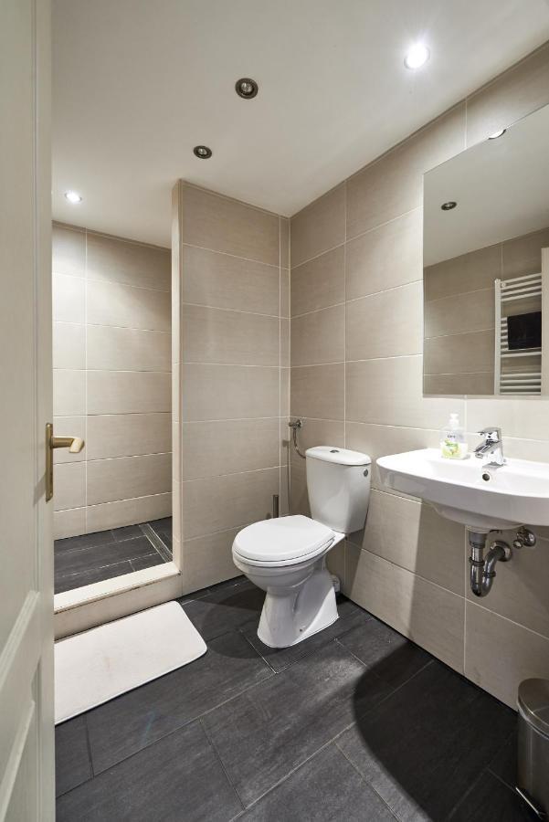 Large For Groups Center Dist. Vii Apartament *
